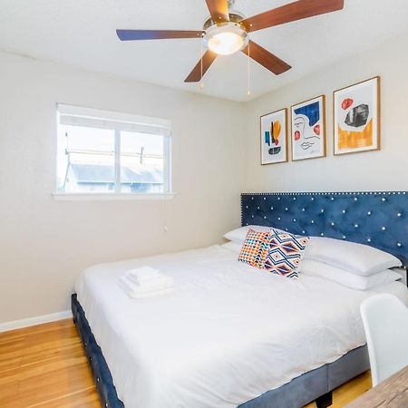 Efficiency 2Br King Bed Suites Next To Downtown Остин Екстериор снимка